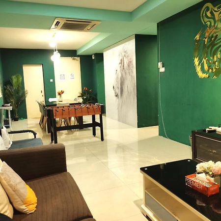 Cozy Forest Themed Homestay 4 Bedroom كوالالمبور المظهر الخارجي الصورة